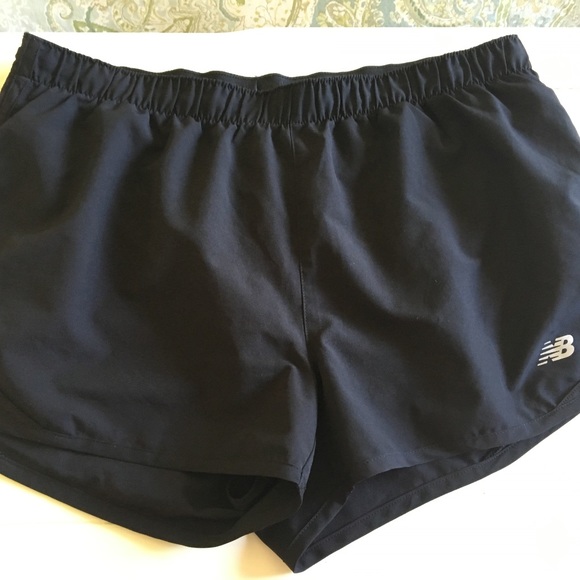 new balance pantaloncini